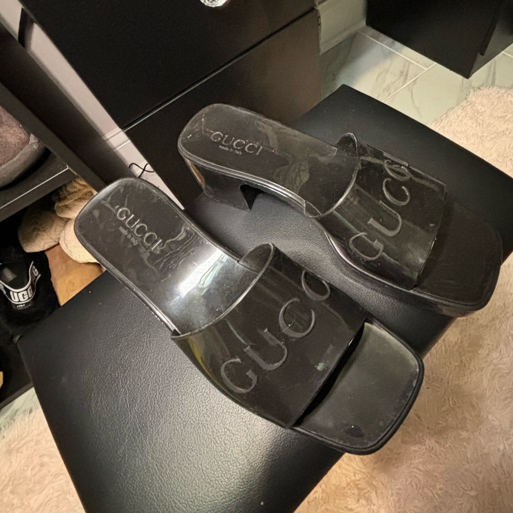 Gucci rubber sandals